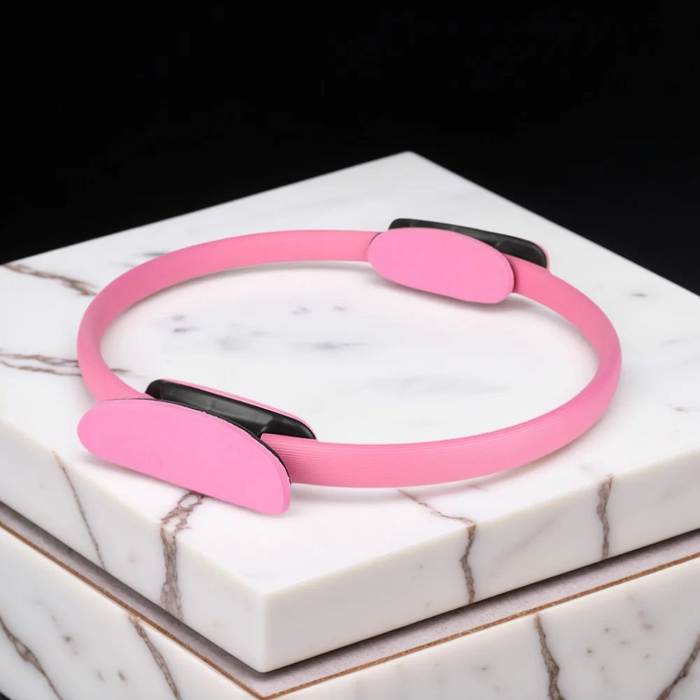 Pilates Ring Fitness Ring with Non Slip Handles Fitness Circle Flexible Resistance Exercise Equipment for Thighs Abs and Legs