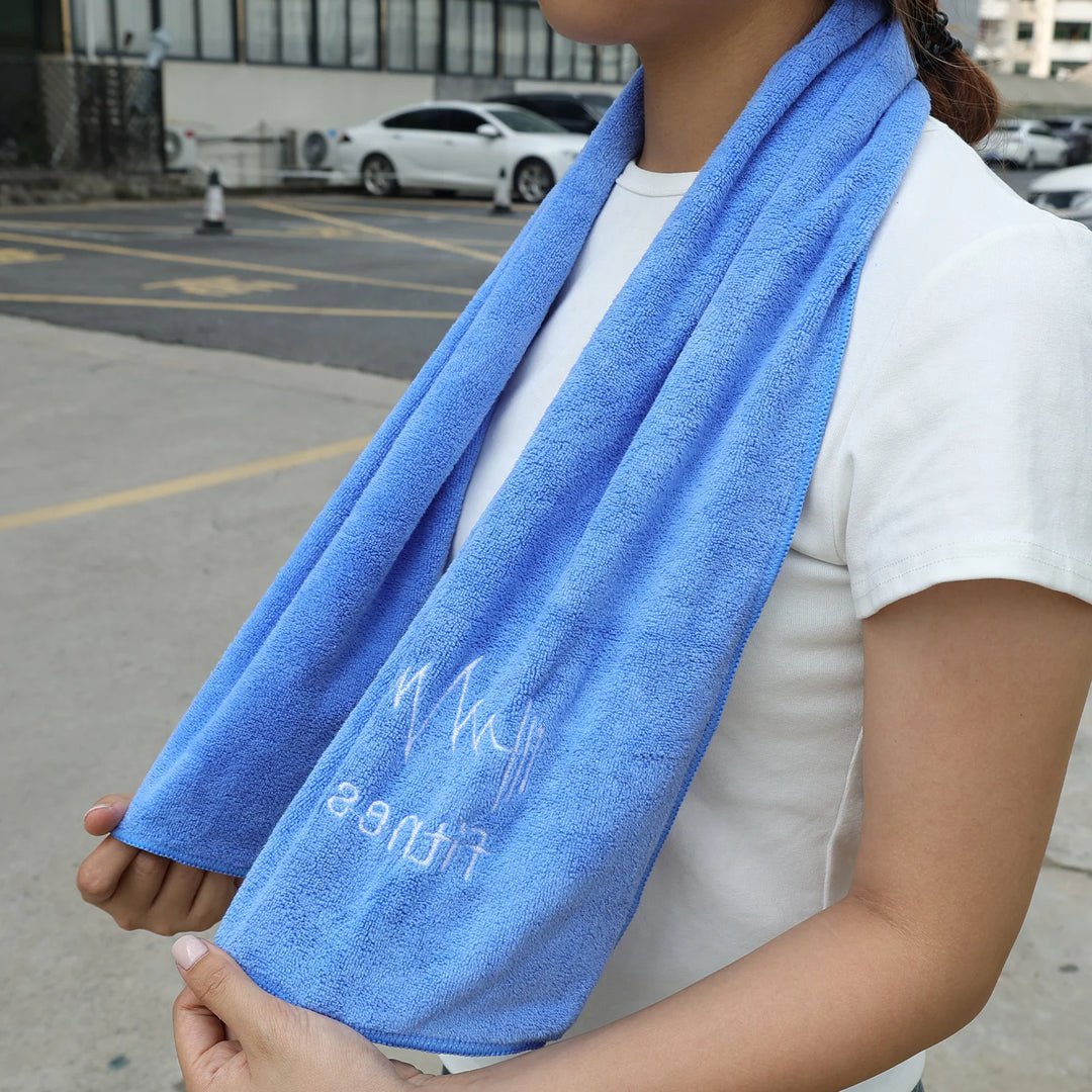 Microfiber Fitness Towel for Sports Gym Equipment Sweat Pad Beach Running Swimming Non-Slip Sports Sweat Absorbent Towel